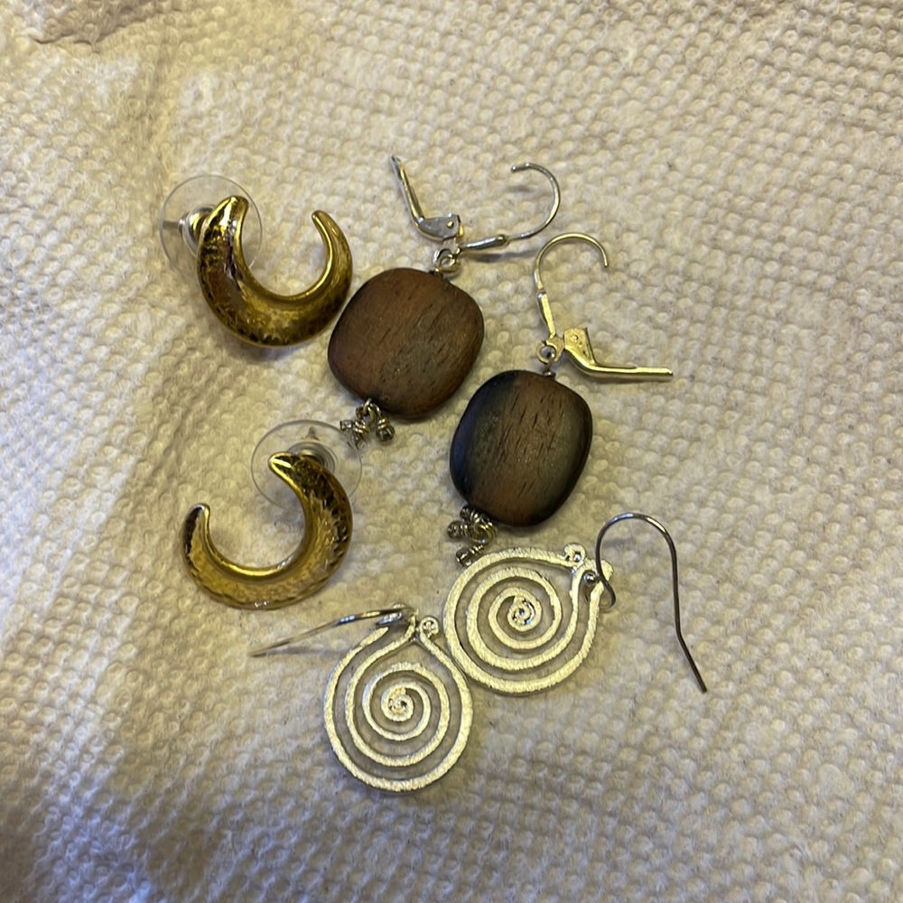Pierced earrings assortment